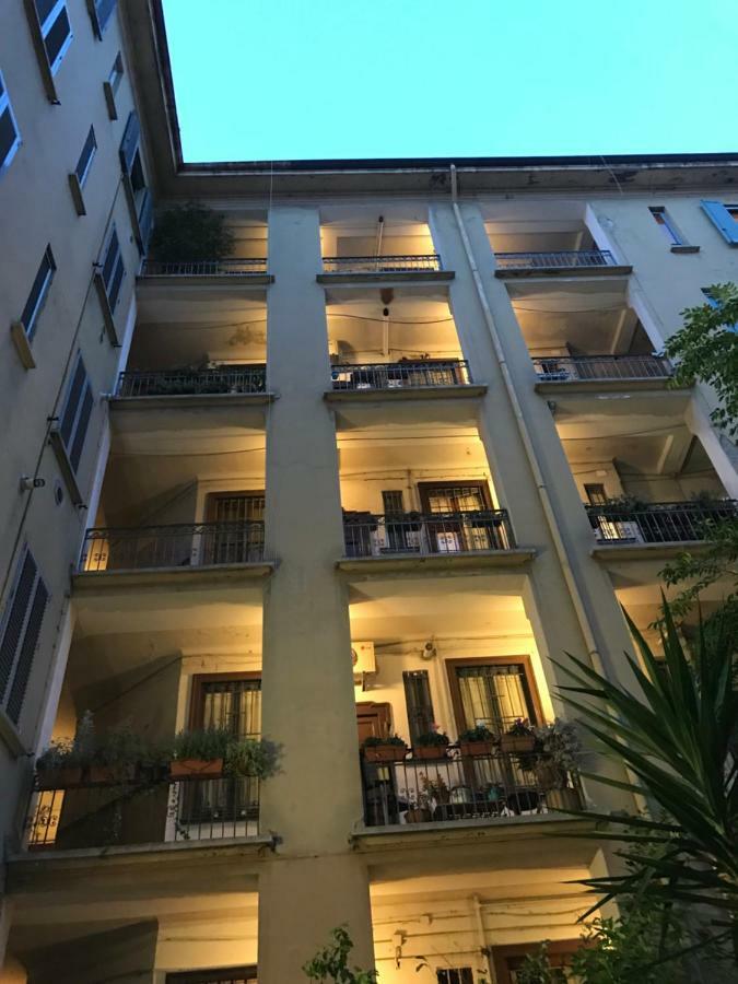 Plinius Lägenhet Milano Exteriör bild